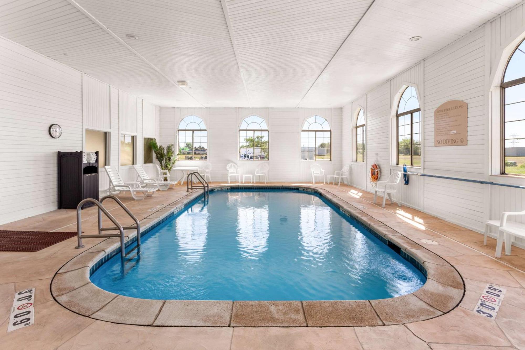 Best Western Oglesby Inn Buitenkant foto